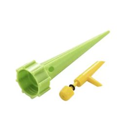 Leszúrható öntöző tölcsér zöld